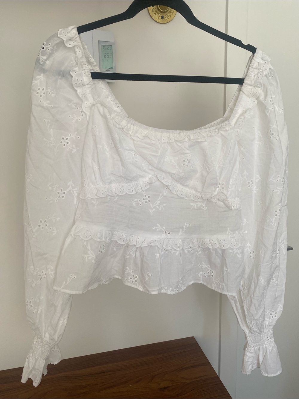 H&M White Eyelet Peasant Blouse - size M